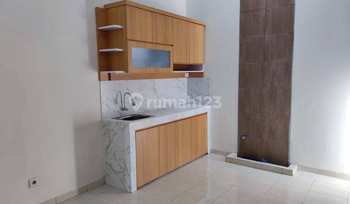 Sewa Rumah Avonia Graha Padma 4