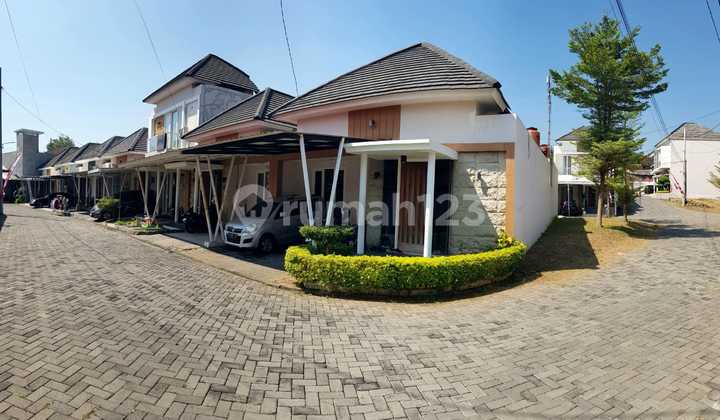 Rumah Cantik di Eagle Hills Sambiroto Siap Huni 2