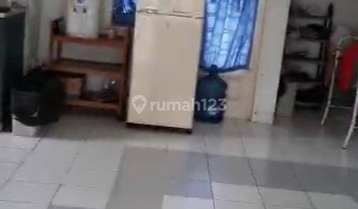 Villa Cipanas Dekat Kota Bunga 4