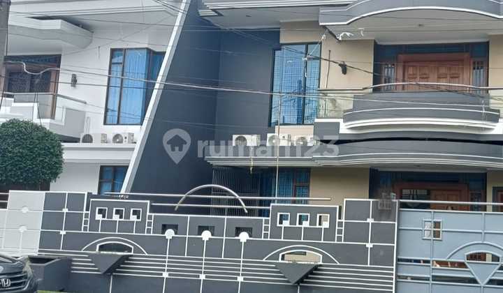 Rumah 2 Lantai Green Garden Kedoya Jakarta Barat Rumah 2 Lantai Green Garden Kedoya Jakarta Barat