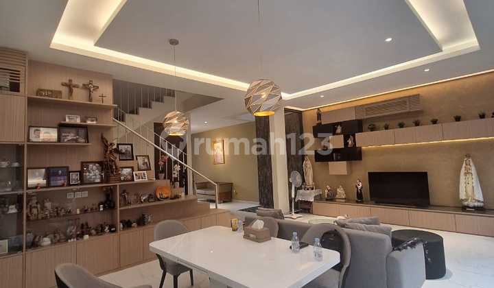 Rumah 2 Lantai Sunrise Garden Kedoya Jakarta Barat 2
