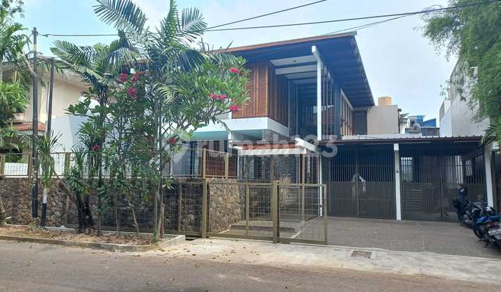Rumah 2 Lantai Permata Hijau Jakarta Selatan