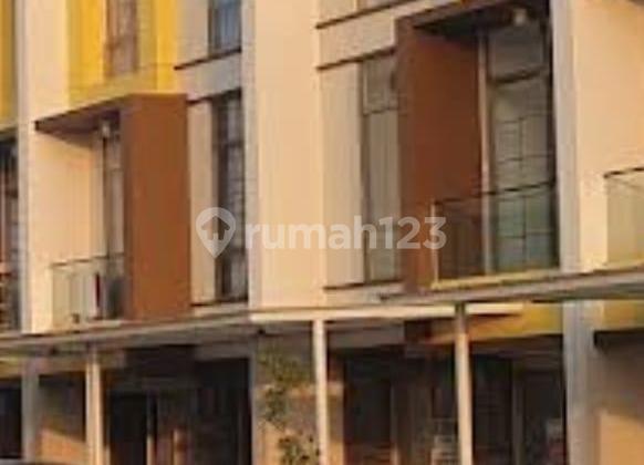 Rumah 3 Lantai PIK 2 Miami Jakarta Utara