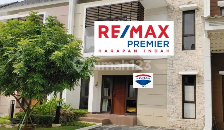 Rumah 2 Lantai Bagus bonus 5 AC  Cluster Sumarecon Bekasi