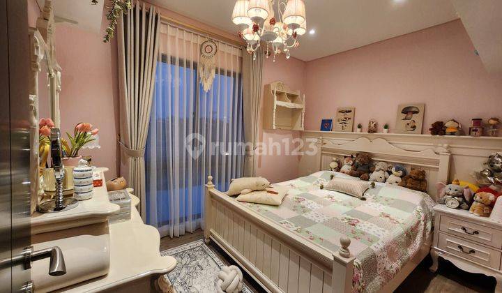 Jual Cepat Harga Ramah Rumah Cantik Mewah Elegan 3 Lantai Bagus di Metland Cakung Jakarta Timur 2