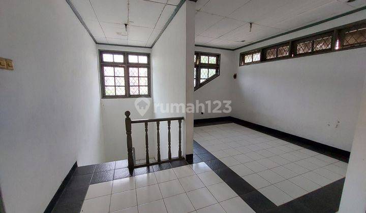 Rumah pinggir jalan dekat pusat Kuliner cocok Cafe Resto Harapan indah bekasi  2