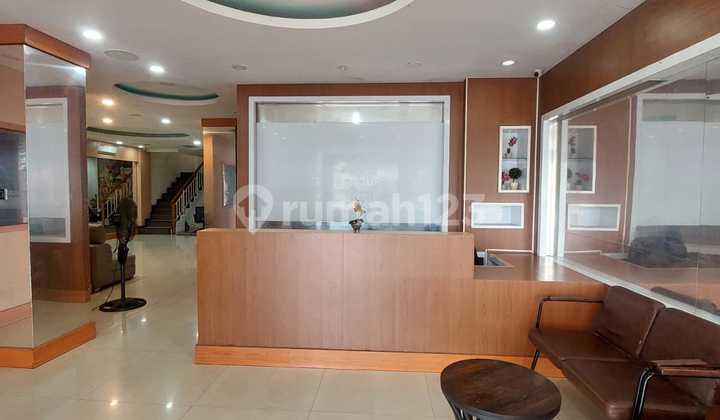 Affordable 3-Storey Row House, 480M2 Land Area, Semi-Furnished, 6.5M, Suitable for Office/Clinic/OYO Hotel, Fully Renovated, Harapan Indah, Bekasi 2