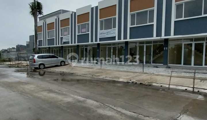 Affordable Rent New 2-Story Shop House, Ideal for Multi-Business, Strategically Located on Main Road, Alamanda Complex, Tambun, Bekasi. 2