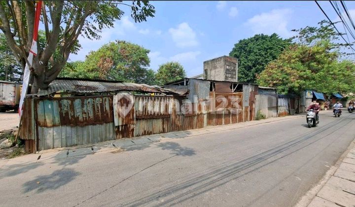 Strategic Land 5800M2 Roadside Suitable for Warehouse Location Cakung East Jakarta Cheap 5.3 Billion/ Meter Suitable for Warehouse Cakung East Jakarta