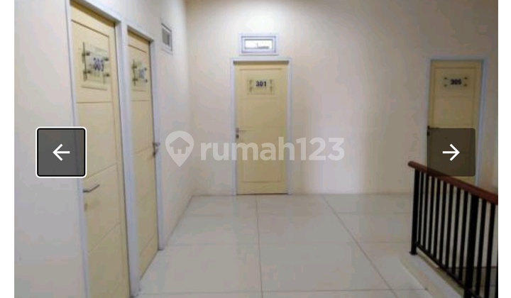 Need Quick 4-Story Ruko Mega Boulevard Land Area 400M2 Cheapest 7.4 M Ruko Suitable for Multi-Business + Passive Income, Strategic Kost Near Uniqlo Harapan Indah Bks 2