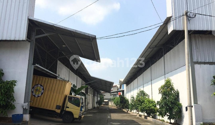 Ready-to-Use 1200m² Warehouse Strategic Container Access and Toll Road in Sentul Bogor Ready-to-Use 1200m² Warehouse Strategic Container Access and Toll Road in Sentul Bogor