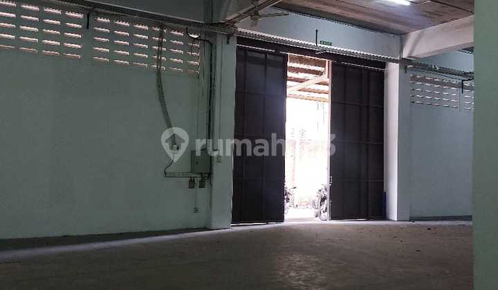 Good Warehouse Ready to Use Cheap 1088m² Land Area Suitable for Multi-Storage Jiep Pulogadung East Jakarta Good Warehouse Ready to Use Cheap 1088m² Land Area Suitable for Multi-Storage Jiep Pulogadung East Jakarta