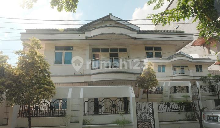 Quick Sale Luxury Hook House Strategic 2 Floors SHM Land 260M² Building 400M² 5 BR Price 4M Harapan Indah Bekasi