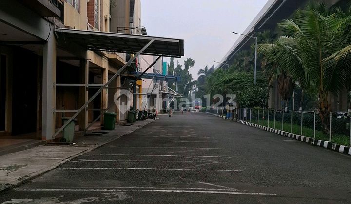 Ruko Bagus.. Terawat. Jarang Ada. Dekat Ke Mana2