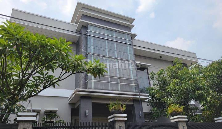 Rumah Lux di Antapani Kota Bandung area jl. Jakarta dan Antapani 1