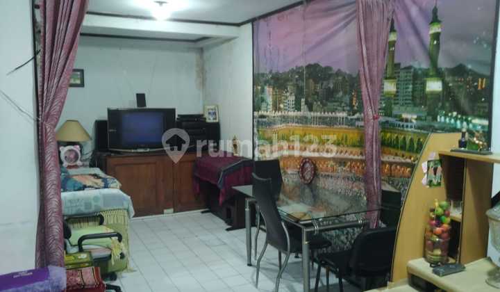 Rumah Lama Di Kopo Permai 2