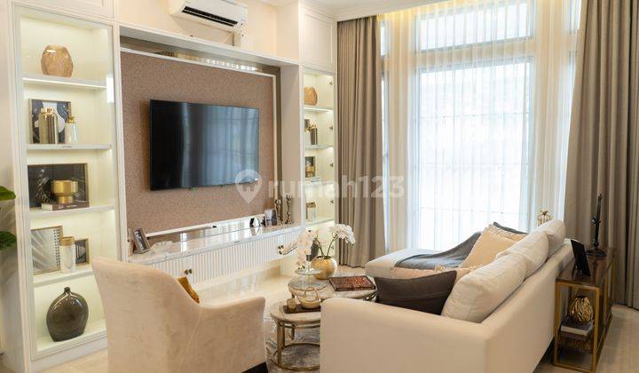 Rumah Mewah Sentuhan Gaya Klasik Summarecon Makasssar Ready Stock 2