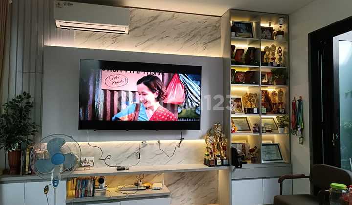 dijual Cepat Rumah Siap Huni Full Prabot bisa Nego di Summarecon 2