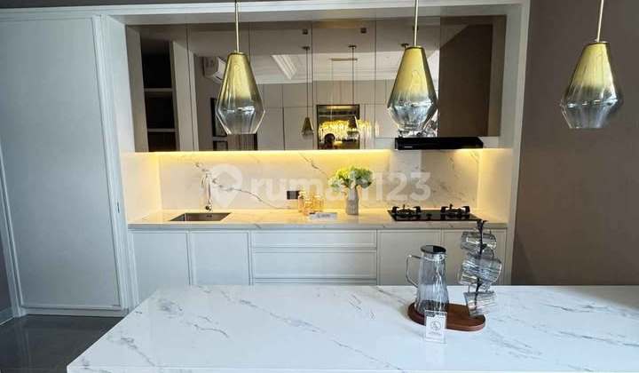 Beautiful Makassar House Mediterranean Design in Citraland Tallasa City 2