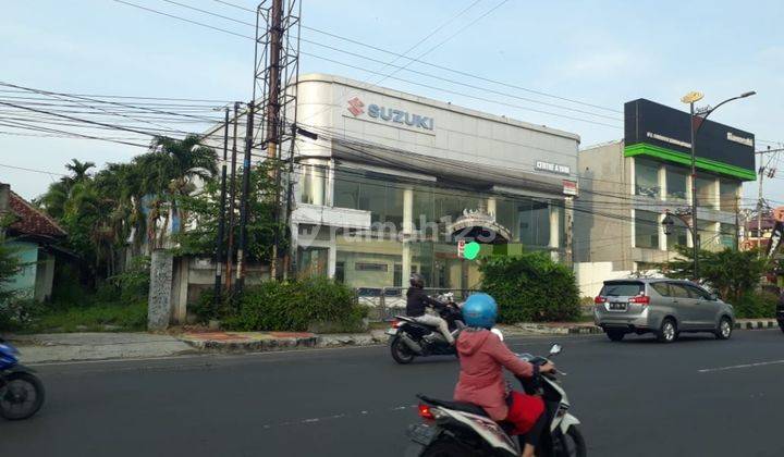 Gedung Kantor Showroom Komersil dijual Cepat 2