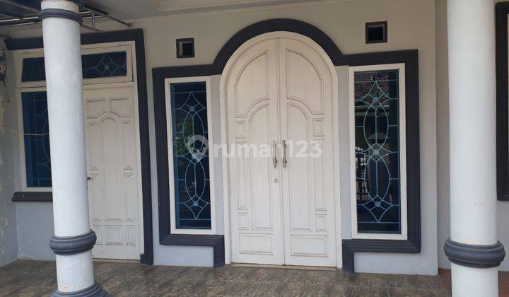 Jl. P. Antasari. Perumahan Villa Citra. Aman dan Nyaman. Dijaga satpam 24 jam.  Pintu akses menggunakan kartu tenant. 

Nilai jual kembali yang tinggi.
Cocok untuk investasi.
Tingkat hunian yang tinggi
Pusat kota
Dekat.mall. RS. HOTEL. PERKANTORAN

HUBUNG 1