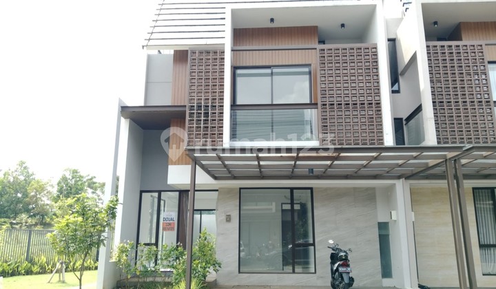 Dijual Rumah Hoek Lebar 8 Cluster Aeris Citra Garden Serpong