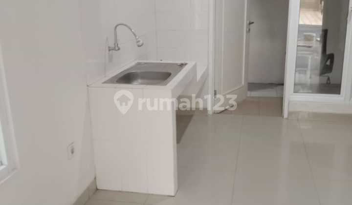 Cheap For Rent Corner House Gading Serpong! 2