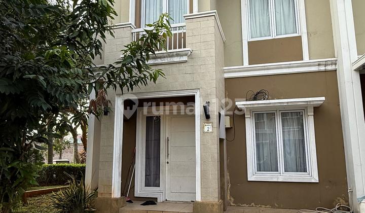 Cheap For Rent Corner House Gading Serpong! 1