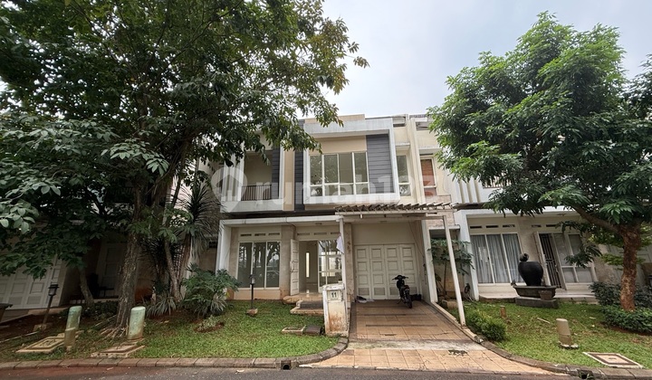 Rumah 2 Lantai Lebar 10 Murah Bagus Kawasan Spring Summarecon Serpong