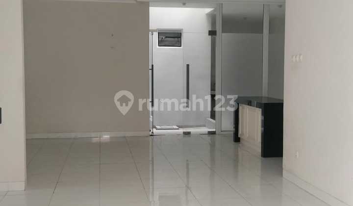 2-STORY LUXURY HOUSE, READY TO OCCUPY RAFFLES HILLS EAST JAKARTA 2