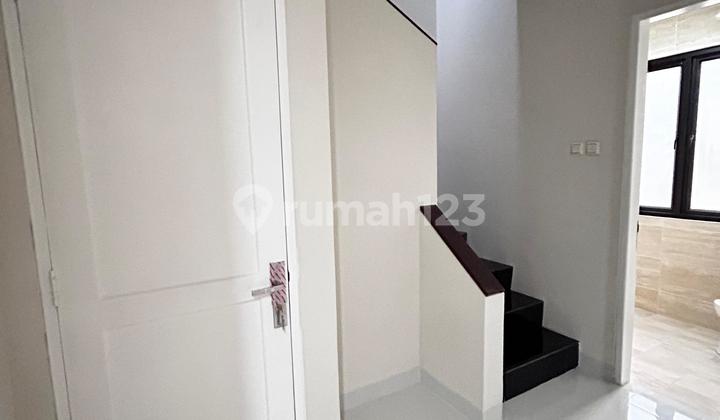 RUMAH 2 M-AN NEGO, BAGUS DAN RAPI KOTA WISATA CIBUBUR 2