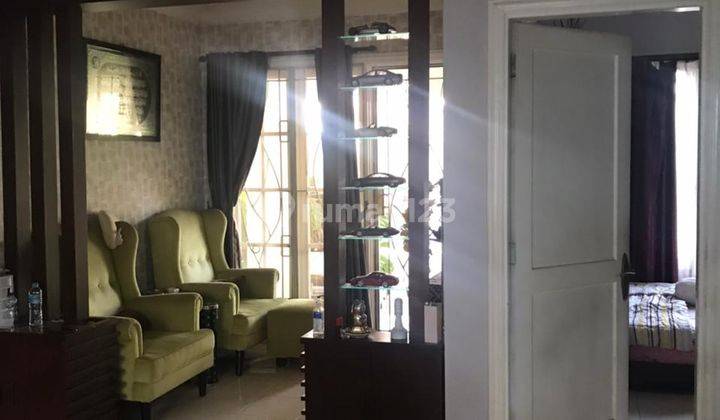 Di Jual Rumah Bagus 2 Lantai Lokasi Strategis Harga Nego 1