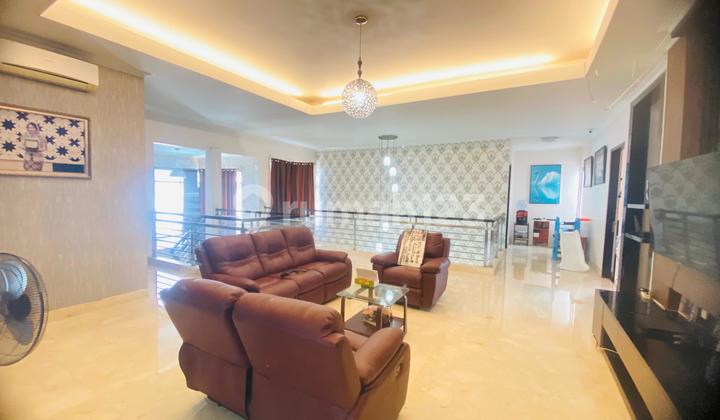 RUMAH BAGUS SIAP HUNI SEMI FURNISHED KOTA WISATA 1