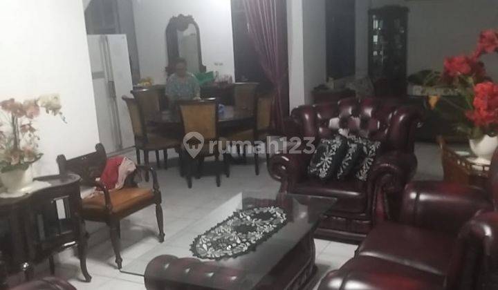 Rumah 2.5 Lantai Akses Sangat Mudah Harga Nego 2