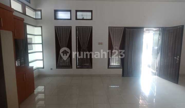 RUMAH MINIMALIS MODERN 2 M-AN LEGENDA WISATA 2