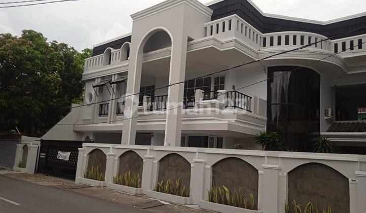 Dijual rumah di Gatot Subroto, Denpasar, Bali, mewaah, muraah, dipusat kota