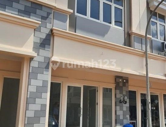 Luas Tanah dan Luas Bangunan Lbh Bsr Dr Unit Yg Lainnya, di Blkg Ada Kelebihan Tanah