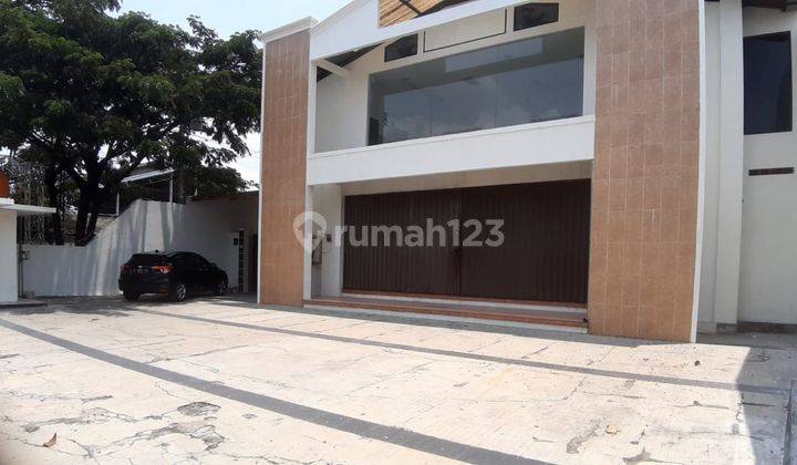 Muraaah,gedung Kantor + Gdg Dg Interior Mewaah, Lokasi Sangat Strategis, Bebas Banjir, Dkt Sekolah Kr. Turi,  2