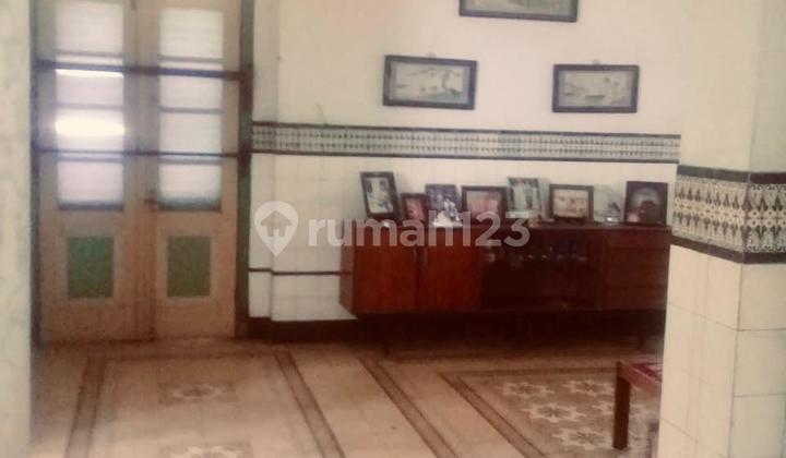 Dijual Rumah Heritage di Semarang, Dijalan Raya Dr Cipto , Cocok untuk Restoran, Hotel, Cafe, Toko Barang Antik, Homestay, Penginapan Dll 1