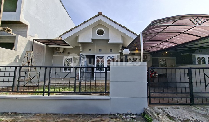 Move-in ready house in Kencana Loka, close to Cikal Harapan School, Stella Maris, Saint John, near the station and Pasmod.