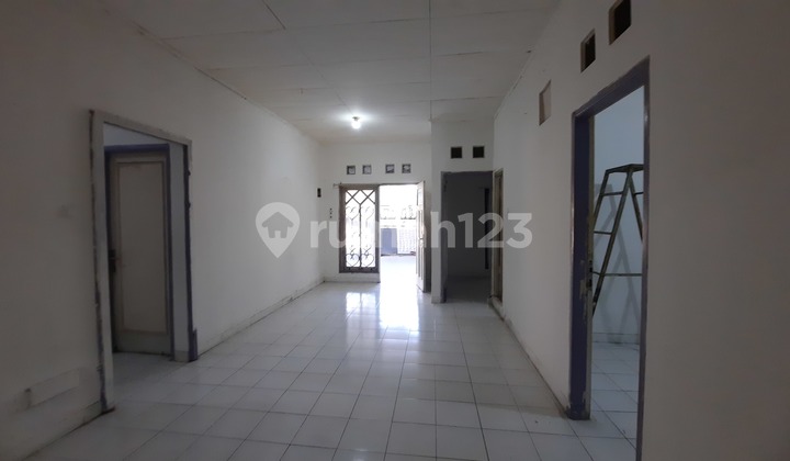 Dijual  bsd kencana loka, 1,5 Lt, Kt.3+1. km.2+1, dkt bbrp Sekolahan, dan  5 mnt ke Stasiun Rawa buntu 2