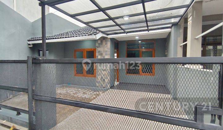 Rumah Bagus Rapi Siap Huni Nata Endah 2 Sadang Dekat TKI Bandung 1