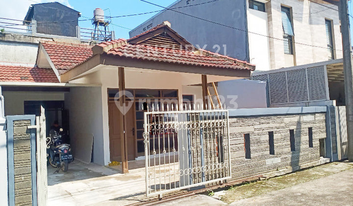 Rumah Baru Siap Huni Di Taman Holis Indah, Bandung