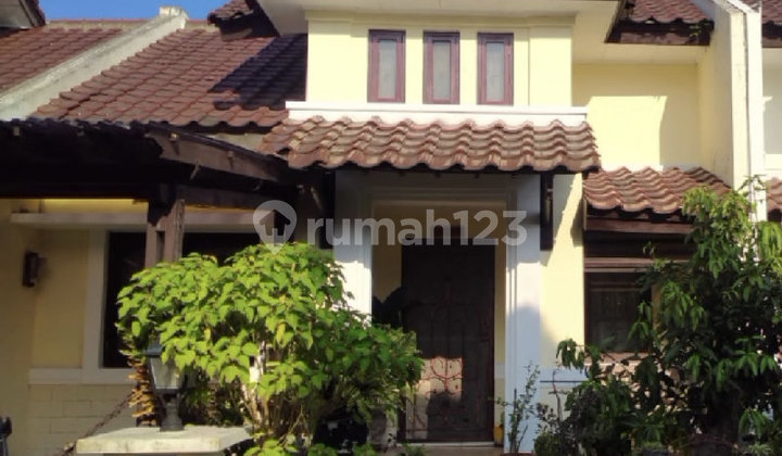 House in Kota Baru Parahyangan, move-in ready. House in Kota Baru Parahyangan, move-in ready.