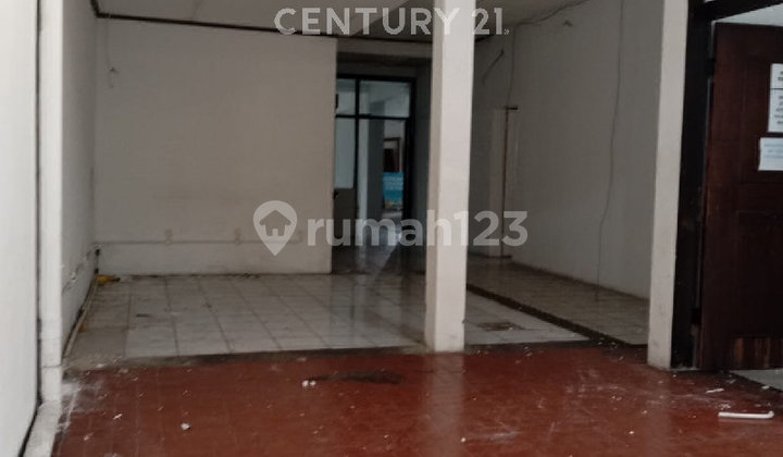 Lux Setiabudhi Main Road Shop House in Front of Budi Indah 2