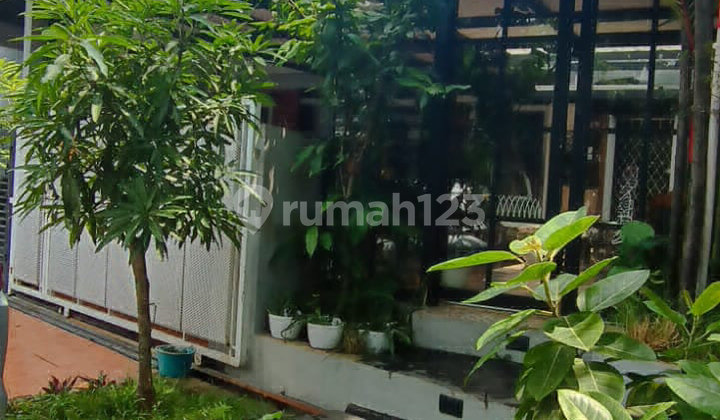 For Sale Ready-to-Live House in Puri Dago Antapani Bandung