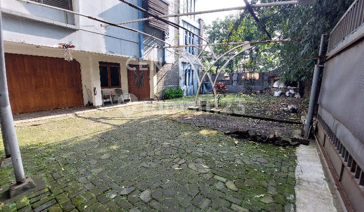 Garuda Street Main Road Shop House, Bandung City