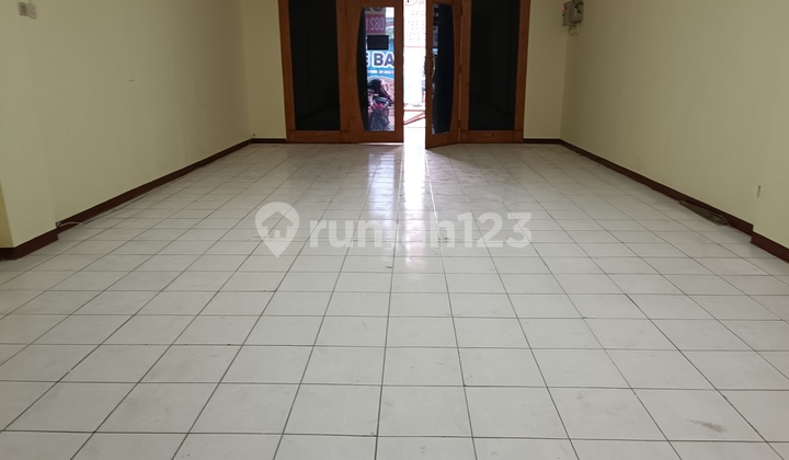 Ruko disewakan di Kopo Kencana 4