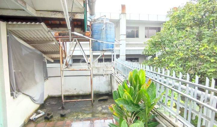 Rumah disewakan di Sayap kebon Kawung 13