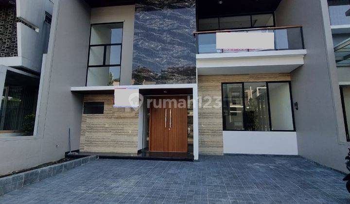 Rumah Lux Singgasana Pradana 1